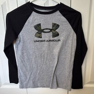 Boys Under Armour long sleeve shirt